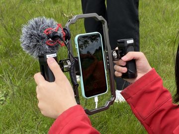 SmallRig Universal Video Kit for smartphones